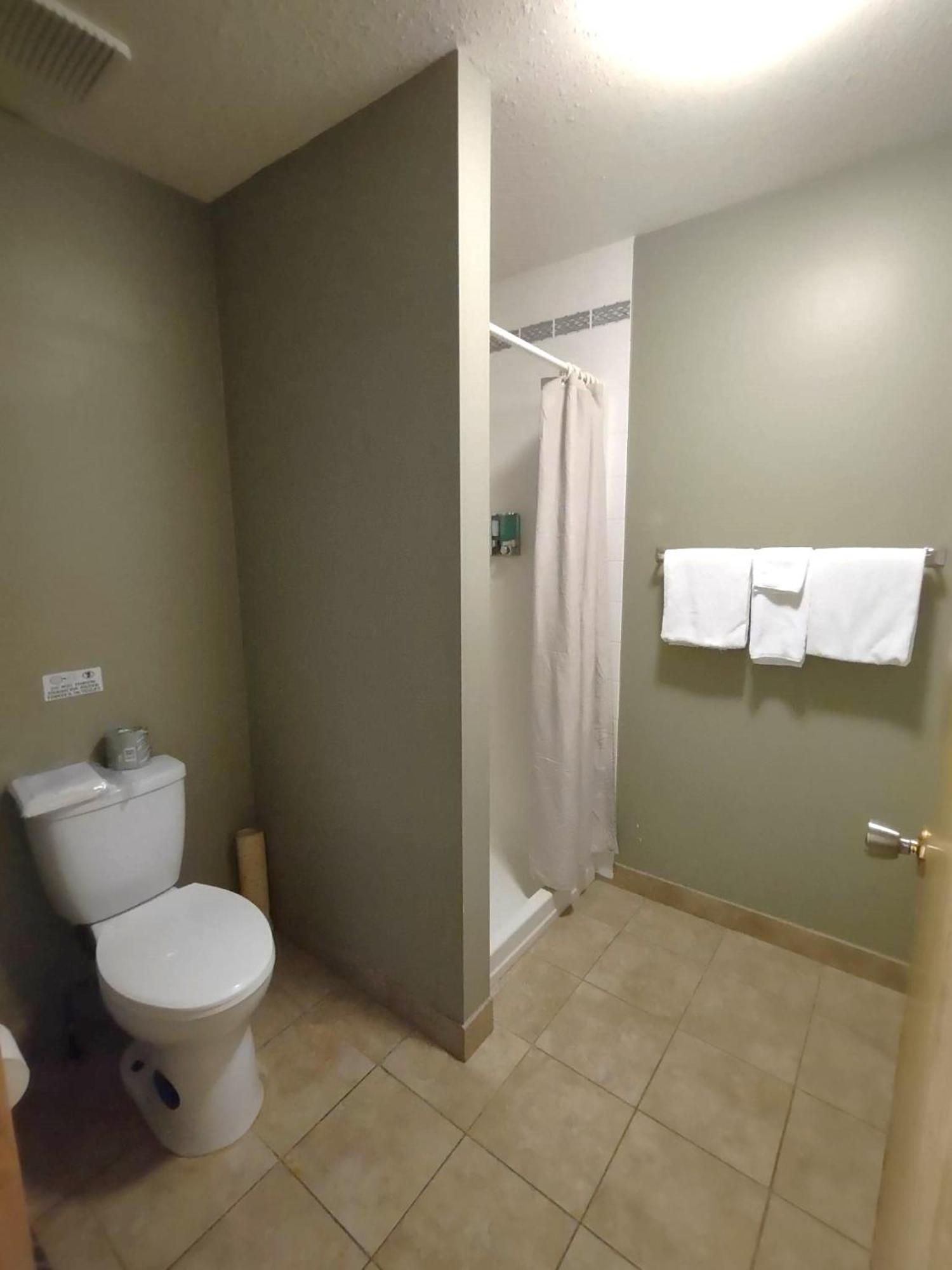 Stars Inn - Motel Fort Saskatchewan Room photo